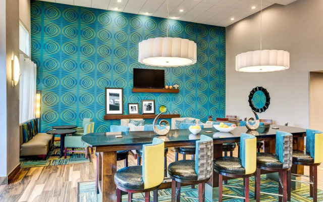 Hampton Inn & Suites Macon I-475