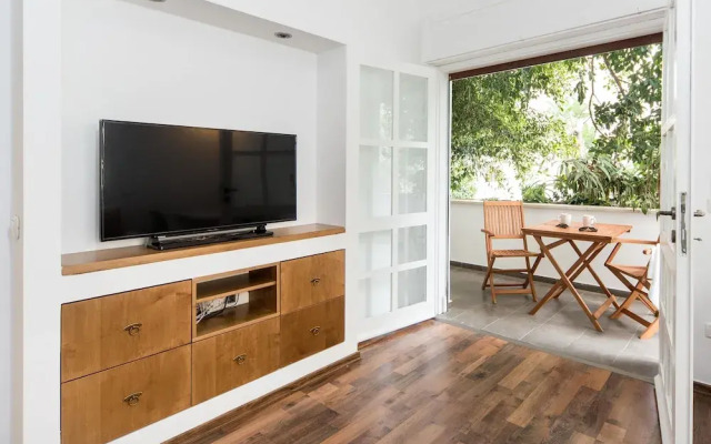 Sea N' Rent Selected Apartments