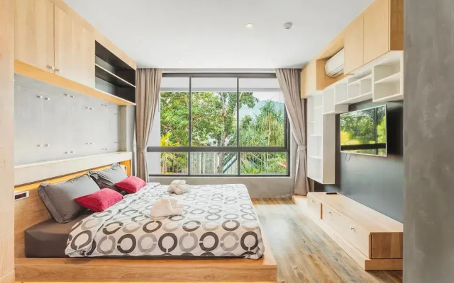 Condo in Nai Harn in ReLife 15-123-210