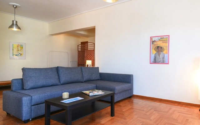 90m² homm Sea View Apartment in Alimos