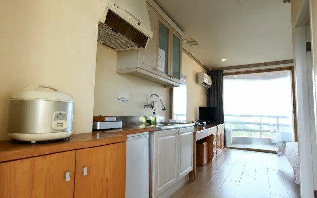 Benikea San & Bada Jumunjin Resort