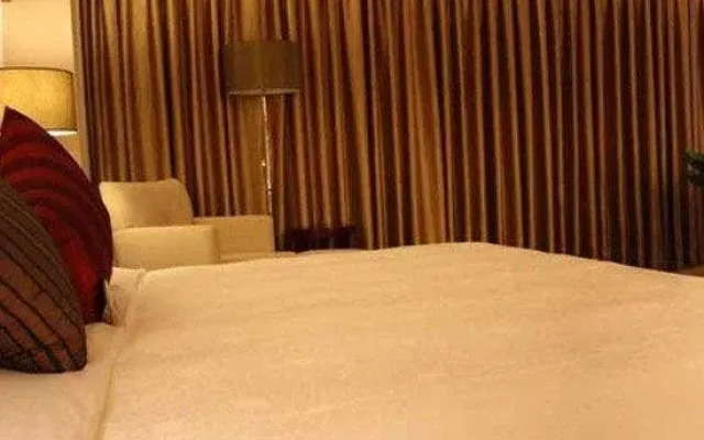 Golden Bay International Hotel