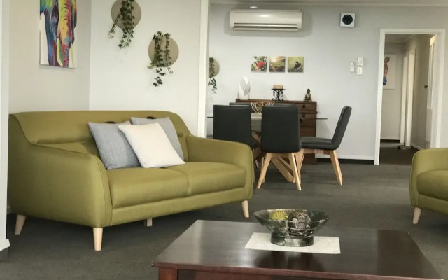 Oamaru Holiday Homes 92 Aln Street
