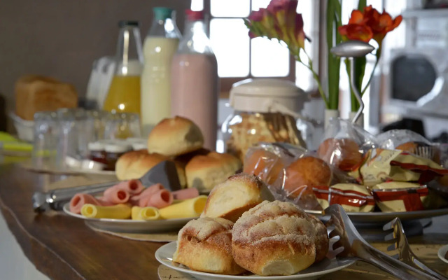 San Rafael Group Hotel