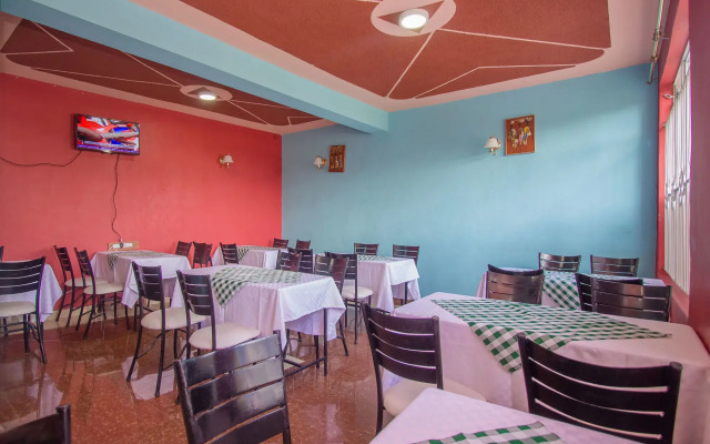 Airport Gate View Hotel