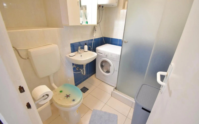 City Centre Apartment with terrace 2