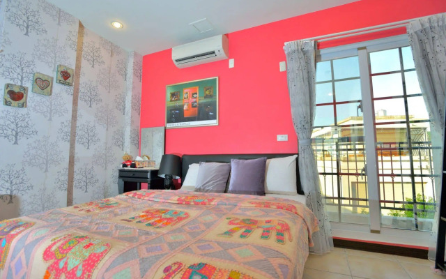 White Cotton Candy B&B