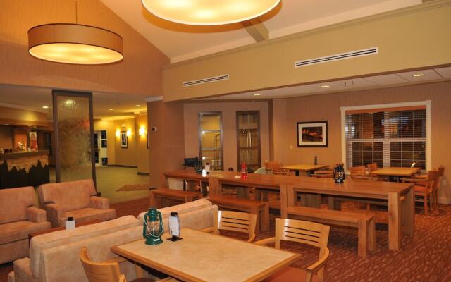Lakeview Signature Inn Calgary Airport