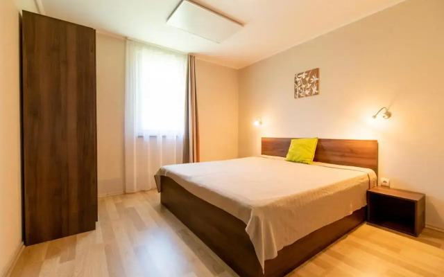 Dunazug Apartmanház