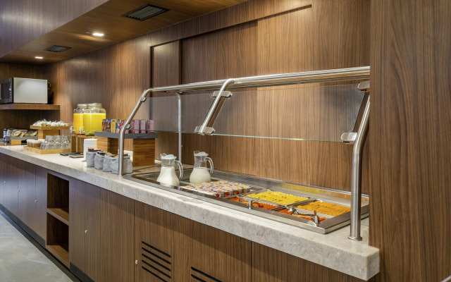 City Express Plus by Marriott San Luis Potosí