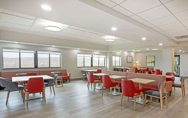 Comfort Suites Bloomsburg