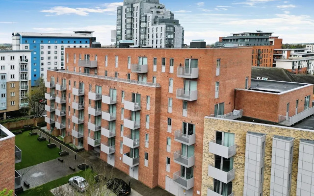 Seven Living Residences Slough - Luxury Apartments