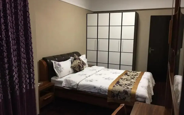 Zixinju Aparthotel