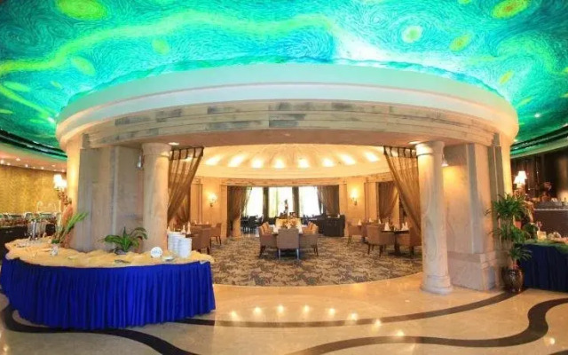 Tienyow Grand Hotel