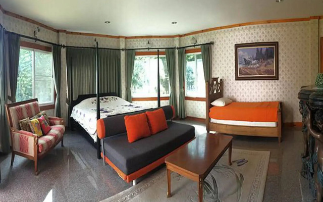 The Log Home Experience Khao Yai