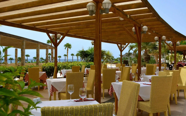 Playitas Aparthotel - Sports Resort