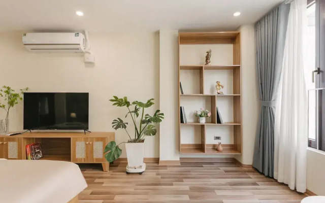 Tamundi Homestay Train street view
