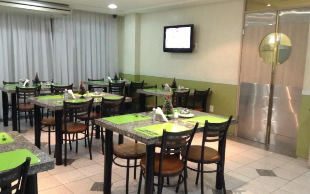 Vila Azul Praia Hotel