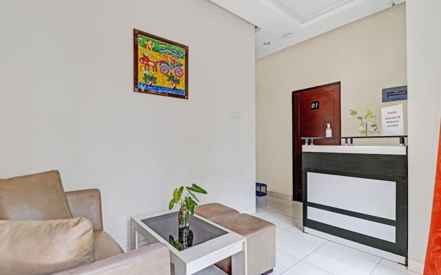 OYO 90452 Pillow Inn