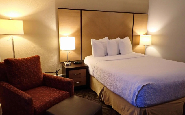 Days Inn by Wyndham Airdrie