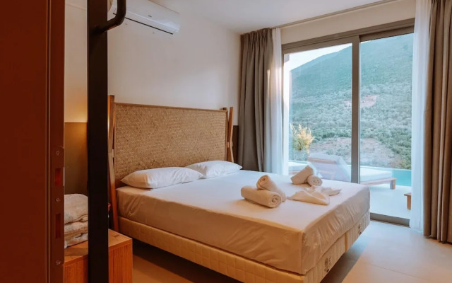 Theros Villas With Private Pool