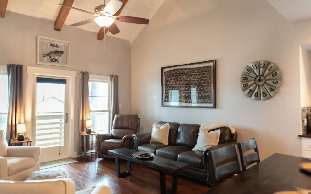 Beach Comber 2 Bedroom Condo