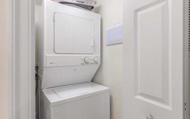 Cozy Beachfront Getaway With Pool and spa