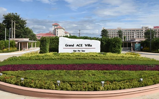 The Hotel Grand ACE
