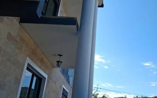 Refúgio Romântico entre o Verde e o Mar