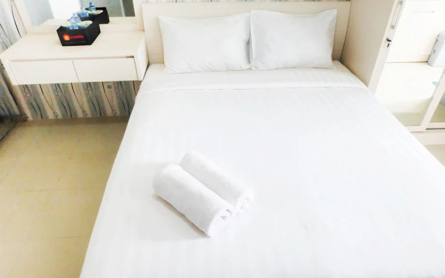 Studio Room Bassura City Apartment In Shopping Mall By Travelio