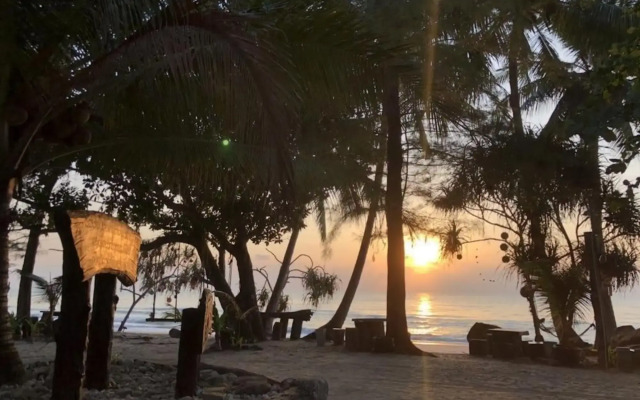 Baanchaylay Resort