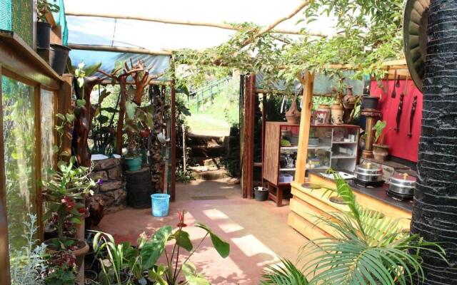 De Rock Jungle Living Resort