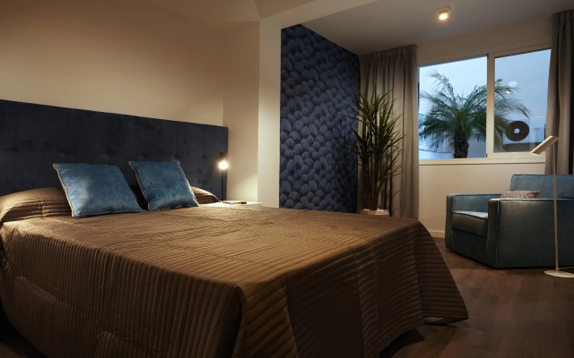 Livescape Soriano Suites