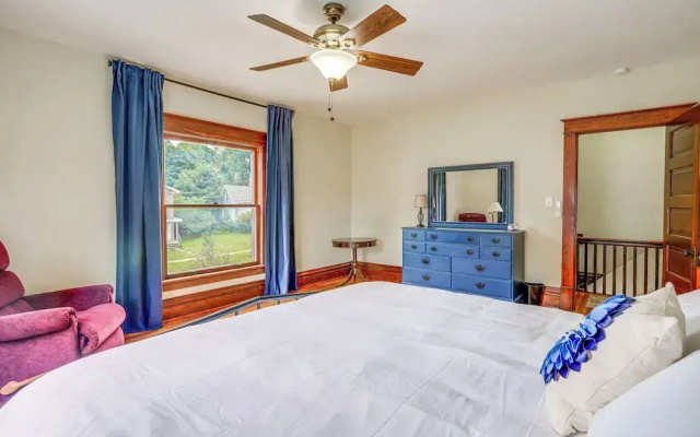 Historic Hillsdale Home Near Downtown!