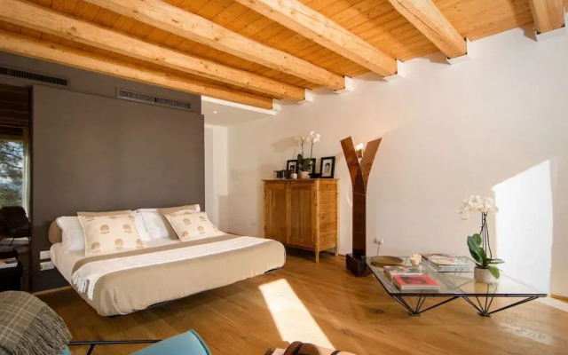 CasaVostra - Ambience Suites