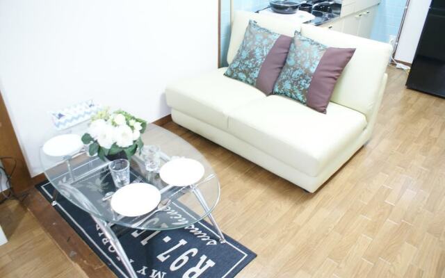 Sakura Apartment 0-13