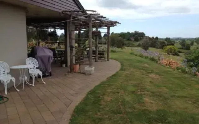 Waitomo Golfstays B&B