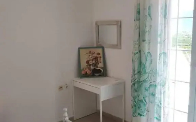 West Red Rock and View Leonidio maisonette studio