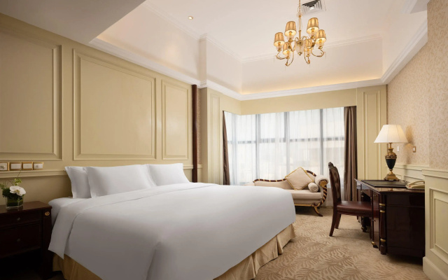 Crowne Plaza Hotel & Suites Landmark Shenzhen by IHG