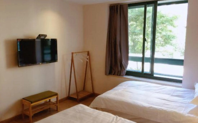 Z Hotel (Shanghai Xintiandi Hongfangzi)