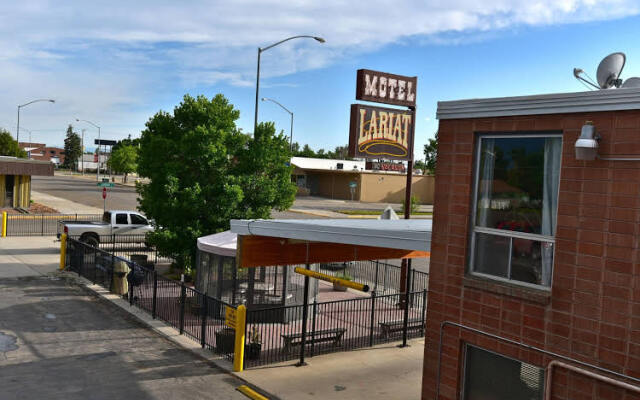 Lariat Motel