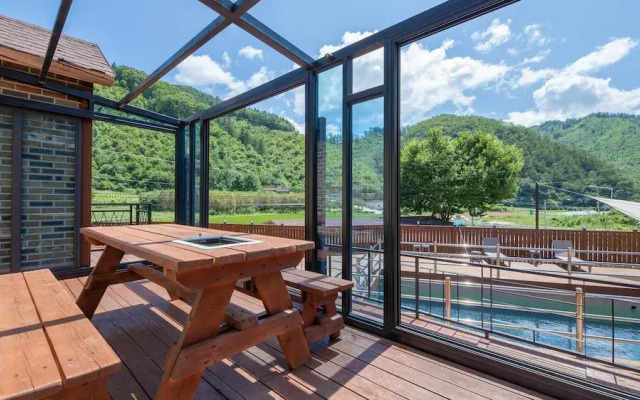 Gapyeong Haneulsup Spa Pension