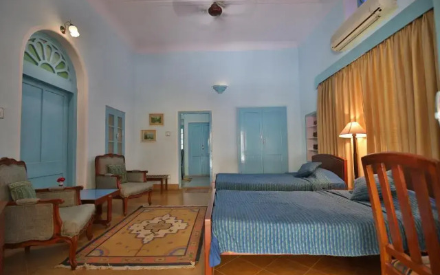 Roop Niwas Kothi, Near Mandawa