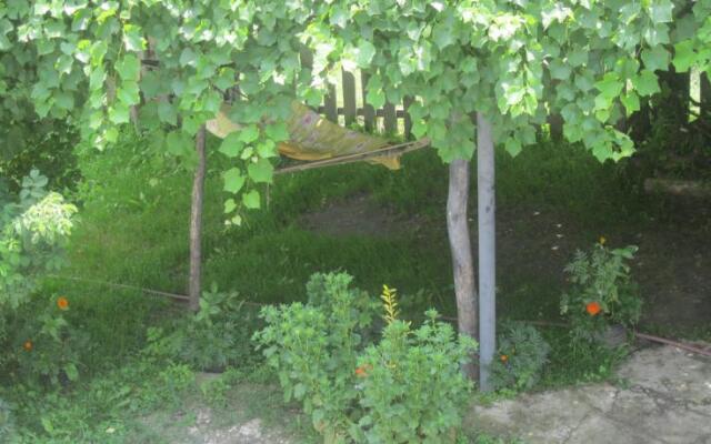 Guest House Latali