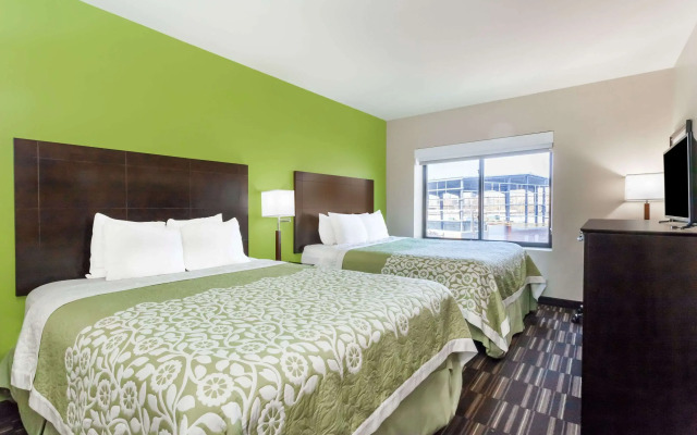 Days Inn & Suites by Wyndham Jamaica JFK Airport