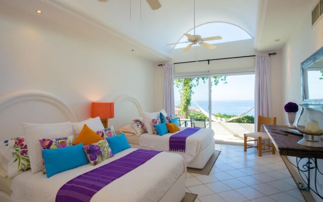 Amazing Ocean View From 6 Bedroom Pedregal Home: Villa Cerca del Cielo