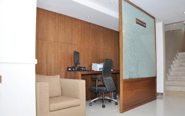 Phoenix Plaza Hotel Apartments