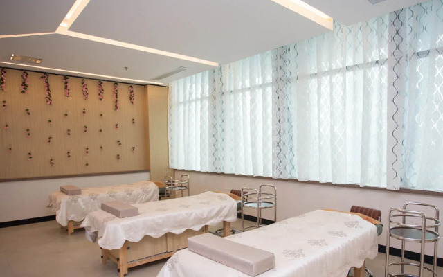 Ibis Styles Batam Nagoya