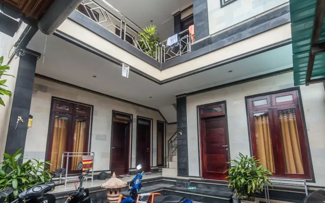 ZEN Rooms Seminyak Gang Rahayu