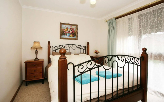 40 Thames Holiday Unit